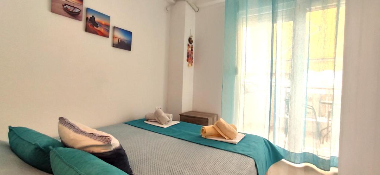 Sea Star Apartments Kallikratia Nea Kallikrateia Luaran gambar