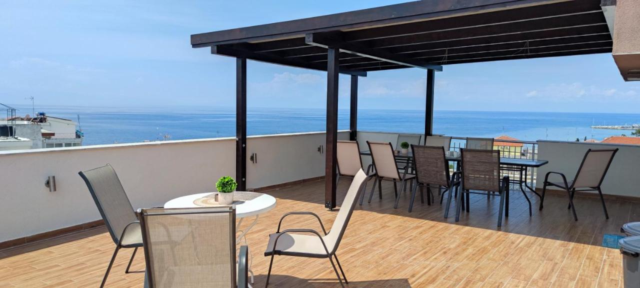 Sea Star Apartments Kallikratia Nea Kallikrateia Luaran gambar