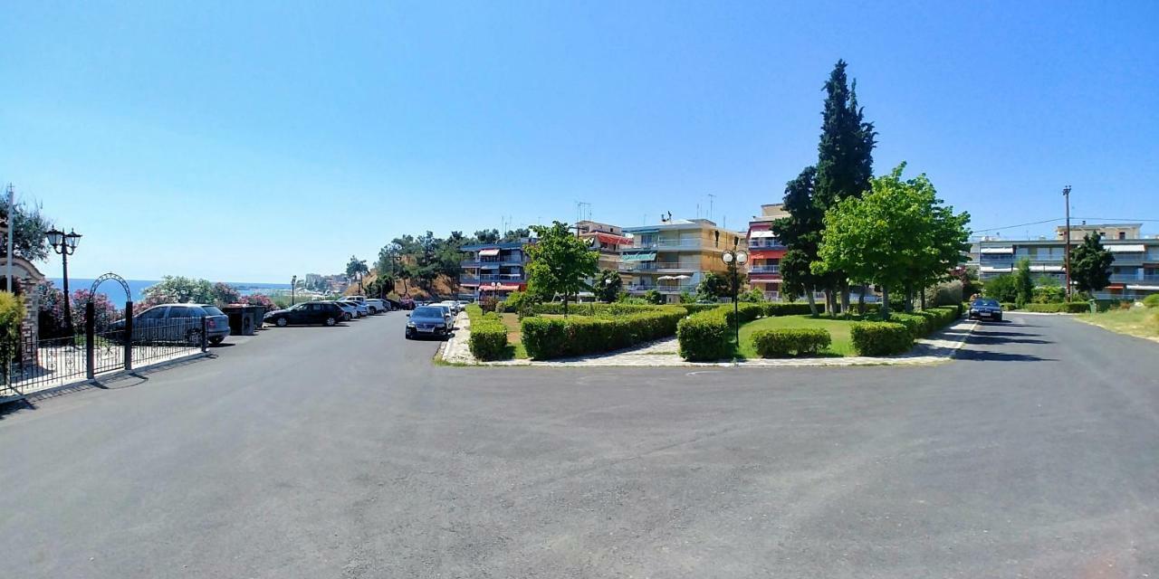 Sea Star Apartments Kallikratia Nea Kallikrateia Luaran gambar